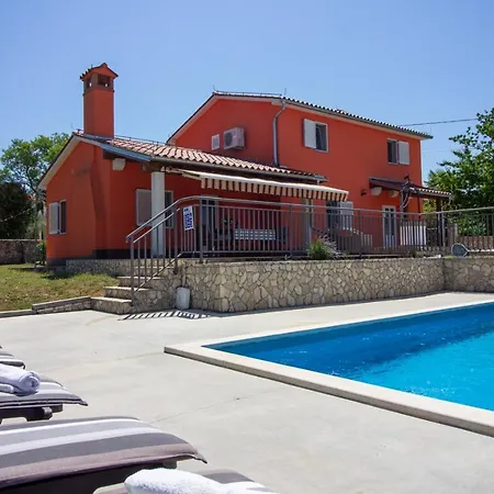 Villa Cozy Marina With Private Pool In Labin