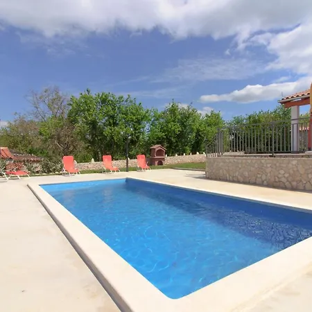 Villa Cozy Marina With Private Pool In Labin Martinski