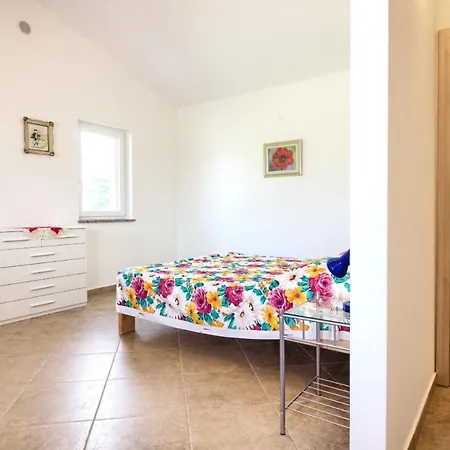 Cozy Marina With Private Pool In Labin Martinski