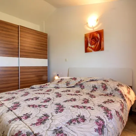 Cozy Marina With Private Pool In Labin Villa Martinski